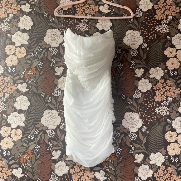 NWT superdown Sonya Bustier Mesh Dress in white size small - Picture 5 of 6